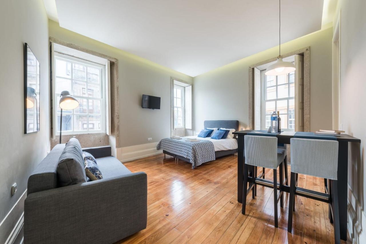 Guestready - Chic Retreat In The Heart Of Porto Apartment Exterior photo