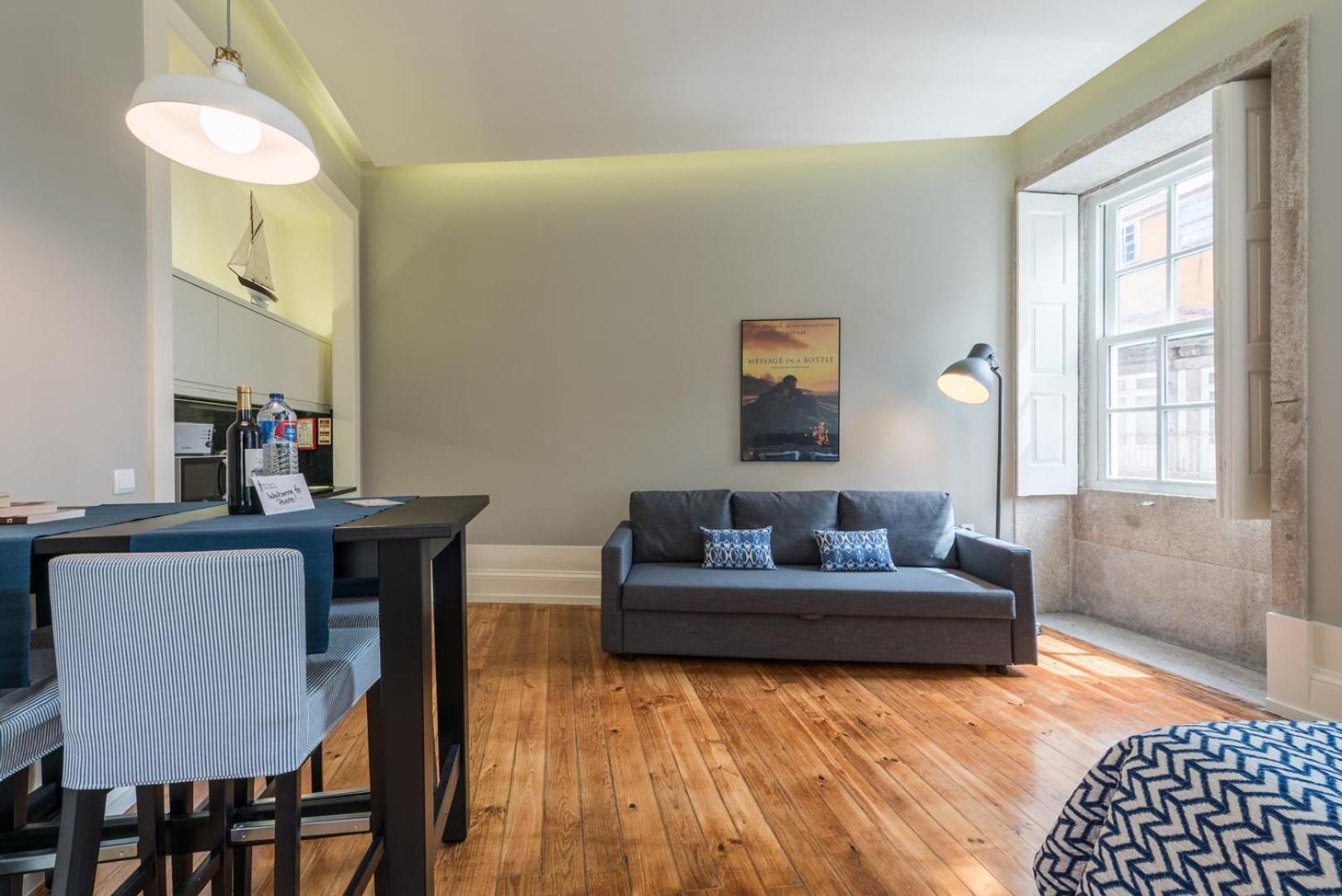 Guestready - Chic Retreat In The Heart Of Porto Apartment Exterior photo